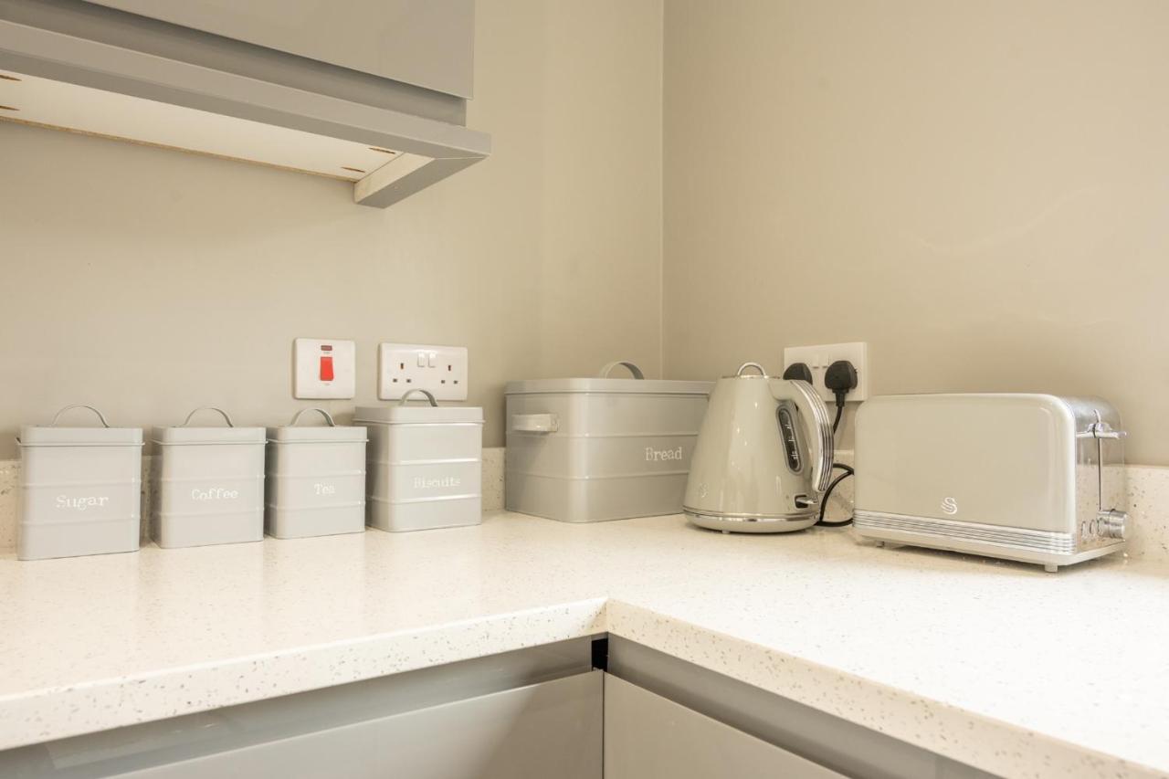 The View Apartment 2, Newry - Luxury Open Plan Apartment With City Views Esterno foto